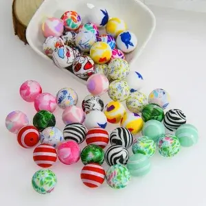 Multi-color silicone beads assortment